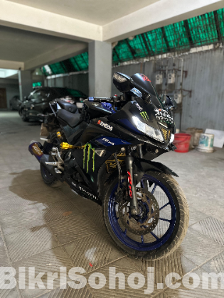 Yamaha R15 V3 Monster Edition